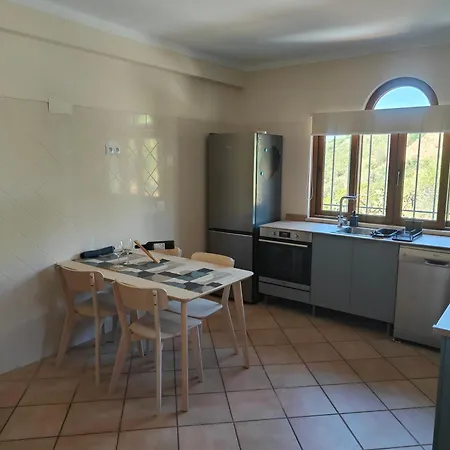 Semesterbostad Casa Da Matinha *
